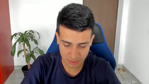 Snapshot of abelasburgo chatting on 17, 10, 2025 Independence model AbelAsburgo online show from 17, 10, 2025