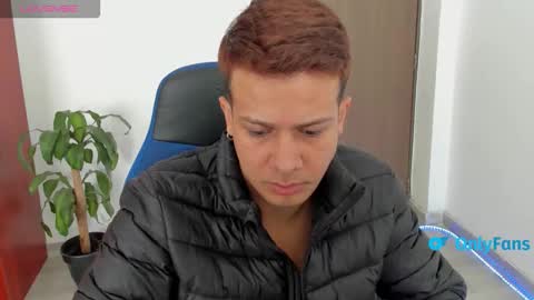 Independence model AbelAsburgo online show from 18, 1, 2026