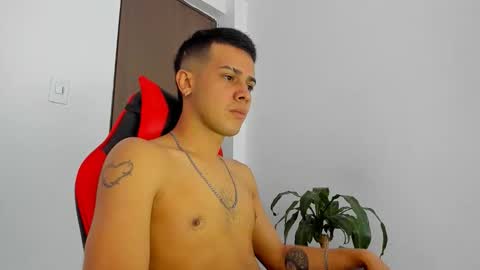 Independence model AbelAsburgo online show from 9, 4, 2026