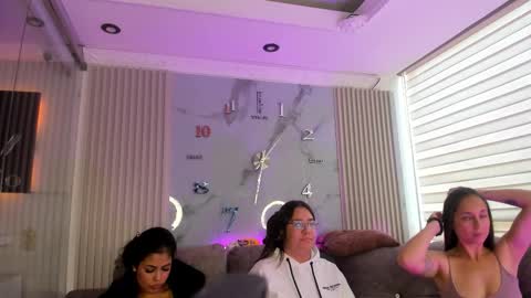 abella_as_ online show from 20, 2, 2026