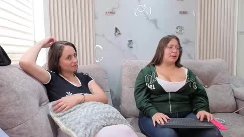 abella_as_ online show from 4, 5, 2026