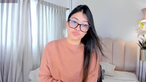 Snapshot of abella_ruiz chatting on 3, 2, 2025 Abella Ruiz online show from 3, 2, 2025