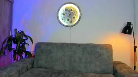  Abella and Kendra  online show from 17, 5, 2026