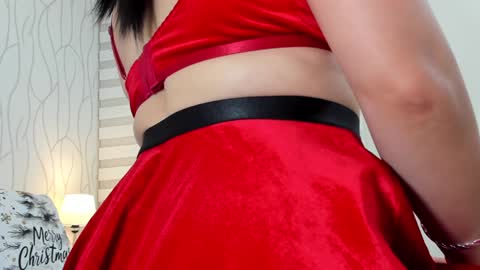 Snapshot of abellaskins chatting on 26, 12, 2024 Sophia online show from 26, 12, 2024