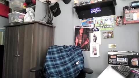 AJ online show from 23, 6, 2026
