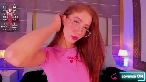 Snapshot of abigailcarter chatting on 8, 3, 2025 online show from 8, 3, 2025