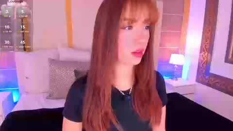 Snapshot of abigailcarter chatting on 23, 9, 2025 online show from 23, 9, 2025