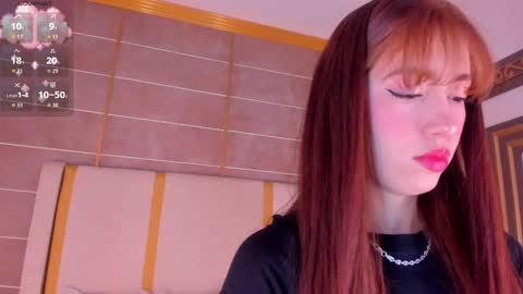 Snapshot of abigailcarter chatting on 29, 9, 2025 online show from 29, 9, 2025