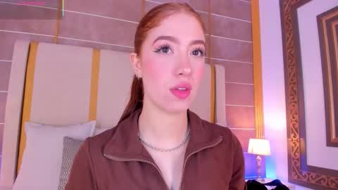 Snapshot of abigailcarter chatting on 5, 10, 2025 online show from 5, 10, 2025