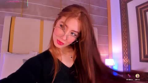 Snapshot of abigailcarter chatting on 8, 10, 2025 online show from 8, 10, 2025