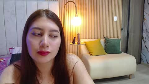 abigailowensss online show from 13, 5, 2026
