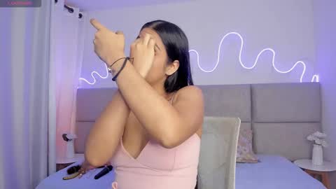 Snapshot of abriill_2 chatting on 12, 1, 2026 ABRIL online show from 12, 1, 2026