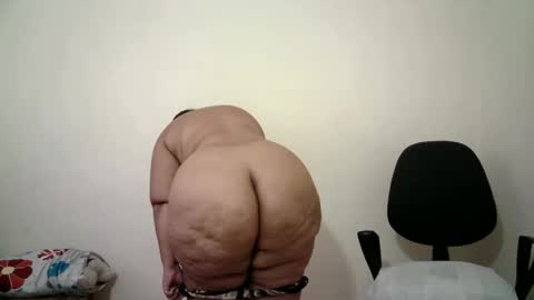 Snapshot of abril__ass chatting on 24, 1, 2025 abril__ass online show from 24, 1, 2025