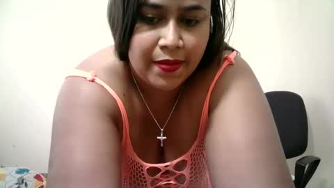 Snapshot of abril__ass chatting on 4, 2, 2025 abril__ass online show from 4, 2, 2025