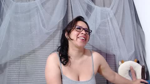 abril_bianchi online show from 12, 12, 2024