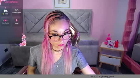 abril_ch_ online show from 14, 11, 2025