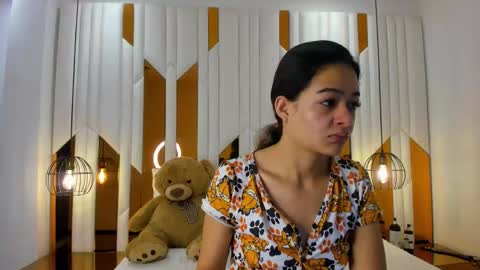 abril_cooper11 online show from 10, 11, 2025