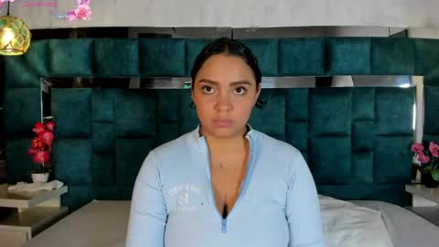 abril_gomez_11 online show from 6, 5, 2026