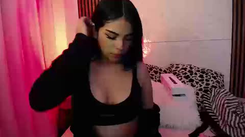Snapshot of abril_lottie4 chatting on 15, 9, 2025 ABRIL online show from 15, 9, 2025