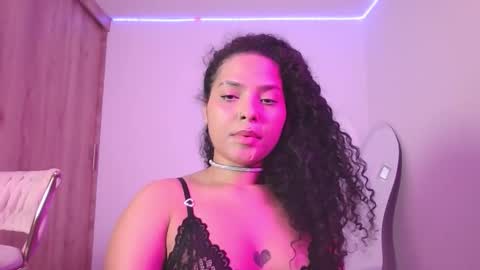 Abril  online show from 13, 10, 2025