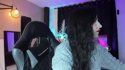 Snapshot of abril_riios chatting on 17, 5, 2026 Abril online show from 17, 5, 2026