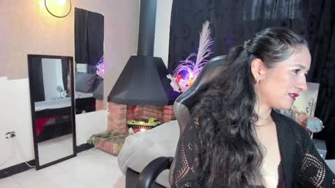 Snapshot of abril_riios chatting on 2, 6, 2026 Abril online show from 2, 6, 2026