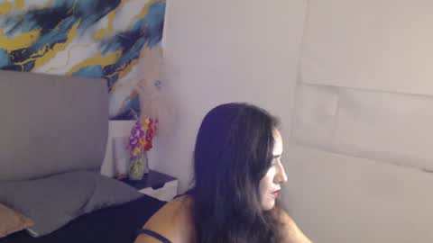 Abril online show from 26, 7, 2026