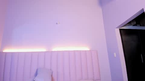 Abril and Julian online show from 17, 6, 2026