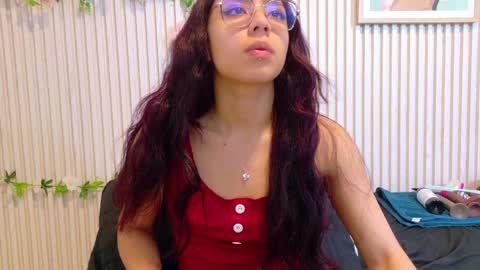 Snapshot of abrilmirren chatting on 31, 3, 2026 abrilmirren online show from 31, 3, 2026