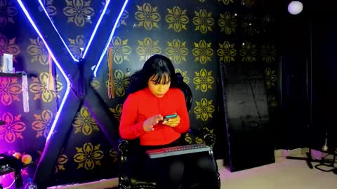 AbrilSonne online show from 24, 2, 2026