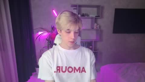 Snapshot of abslut chatting on 10, 2, 2026 Nick online show from 10, 2, 2026