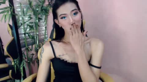 Snapshot of absolutelyselfsucker69 chatting on 23, 12, 2024 Miss Sophie online show from 23, 12, 2024