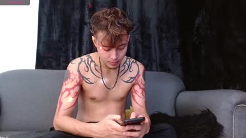Abyss Angel online show from 2, 2, 2025