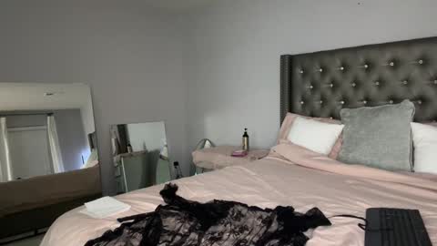 Adaline Star  Busty Beauty online show from 3, 2, 2025