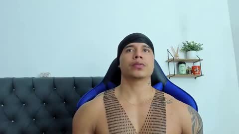 Snapshot of adam_boss chatting on 8, 1, 2026 adam boss online show from 8, 1, 2026