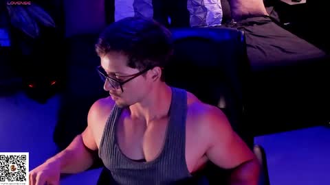 Adam online show from 10, 5, 2026