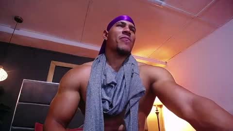 adam_fit19cm online show from 2, 5, 2026