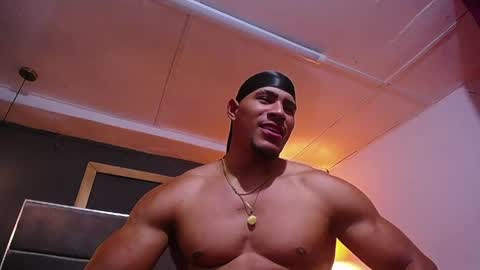 adam_fit19cm online show from 4, 5, 2026