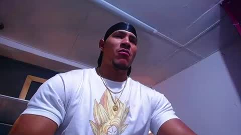 adam_fit19cm online show from 2, 7, 2026