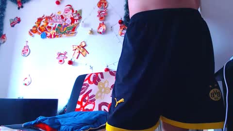 adam hot11 online show from 27, 12, 2024