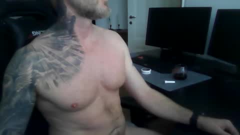 Adam online show from 16, 10, 2025