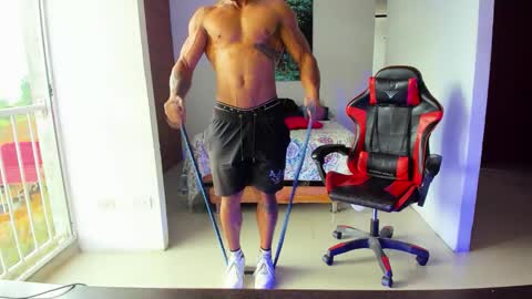 Adam Valencia online show from 26, 9, 2025