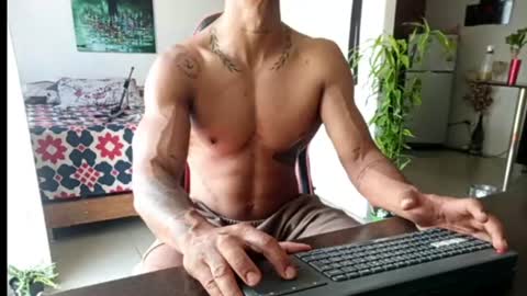 Adam Valencia online show from 12, 6, 2026