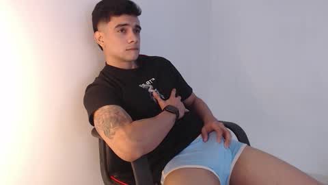 Hello guys excuse my absence I will be absent for several days for health reasons I hope you understand thank you very much. online show from 22, 11, 2025