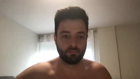 Snapshot of adamagreen99 chatting on 23, 4, 2026 Alberto online show from 23, 4, 2026