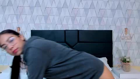 adam and Sara online show from 16, 4, 2026