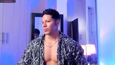 Snapshot of adambrocs1 chatting on 12, 10, 2025 adambrocs1 online show from 12, 10, 2025