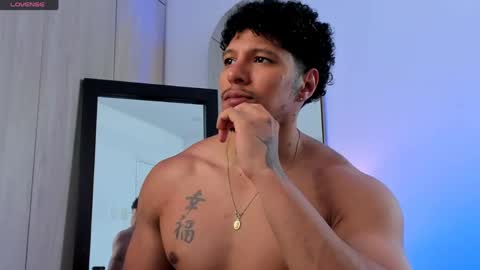 adambrocs1 online show from 20, 5, 2026