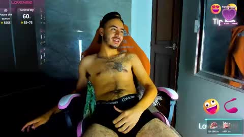 Snapshot of adamparker_ chatting on 3, 3, 2025 adamparker_ online show from 3, 3, 2025