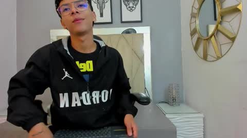 Adams Bobby online show from 6, 2, 2026